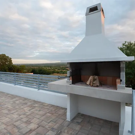 Lantina With Pool * Pridraga